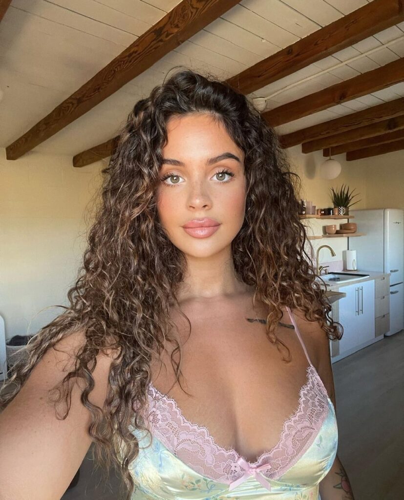 evana maria