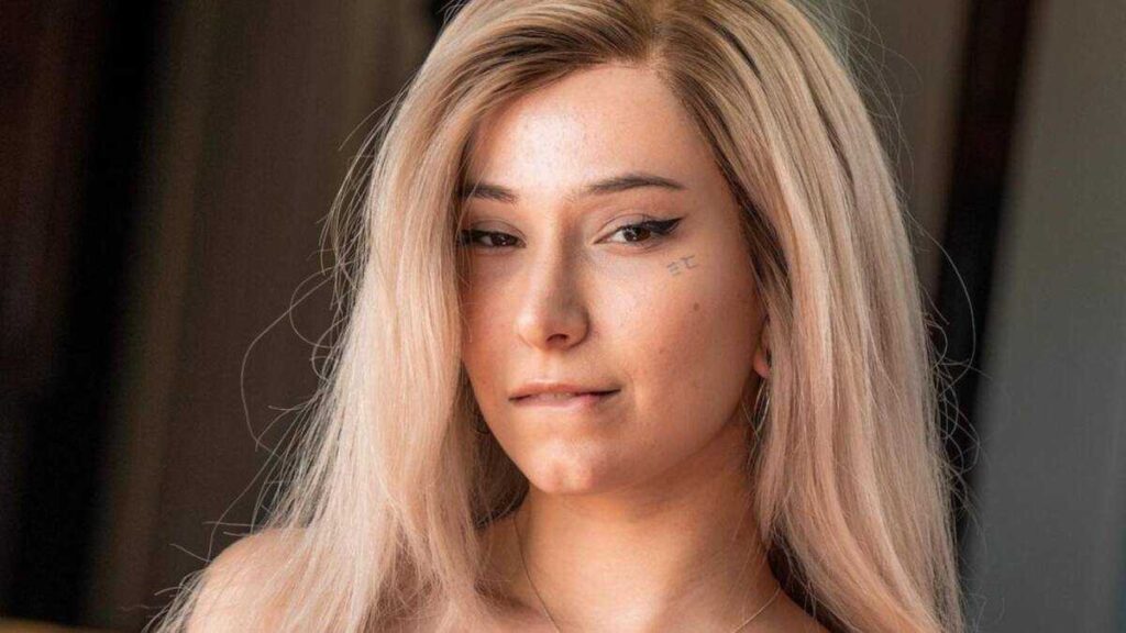 Big Titty Goth Egg AKA Lee